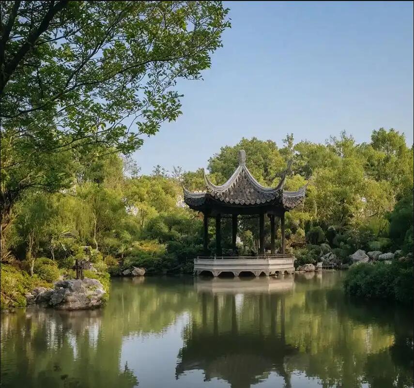 上海浮夸餐饮有限公司